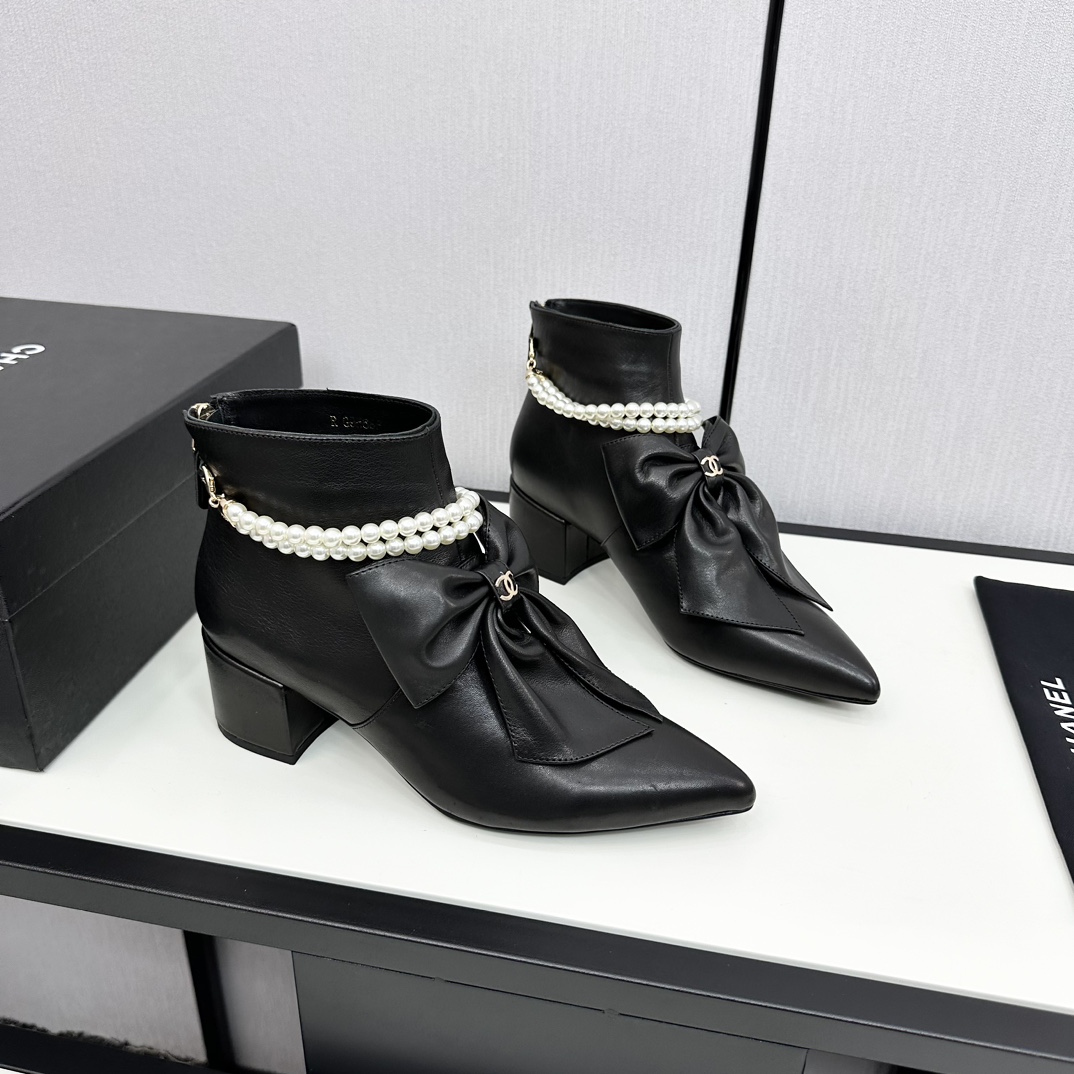 [TOP] CHANEL Mid Boots with Big Bow & Pearl - 3 Color