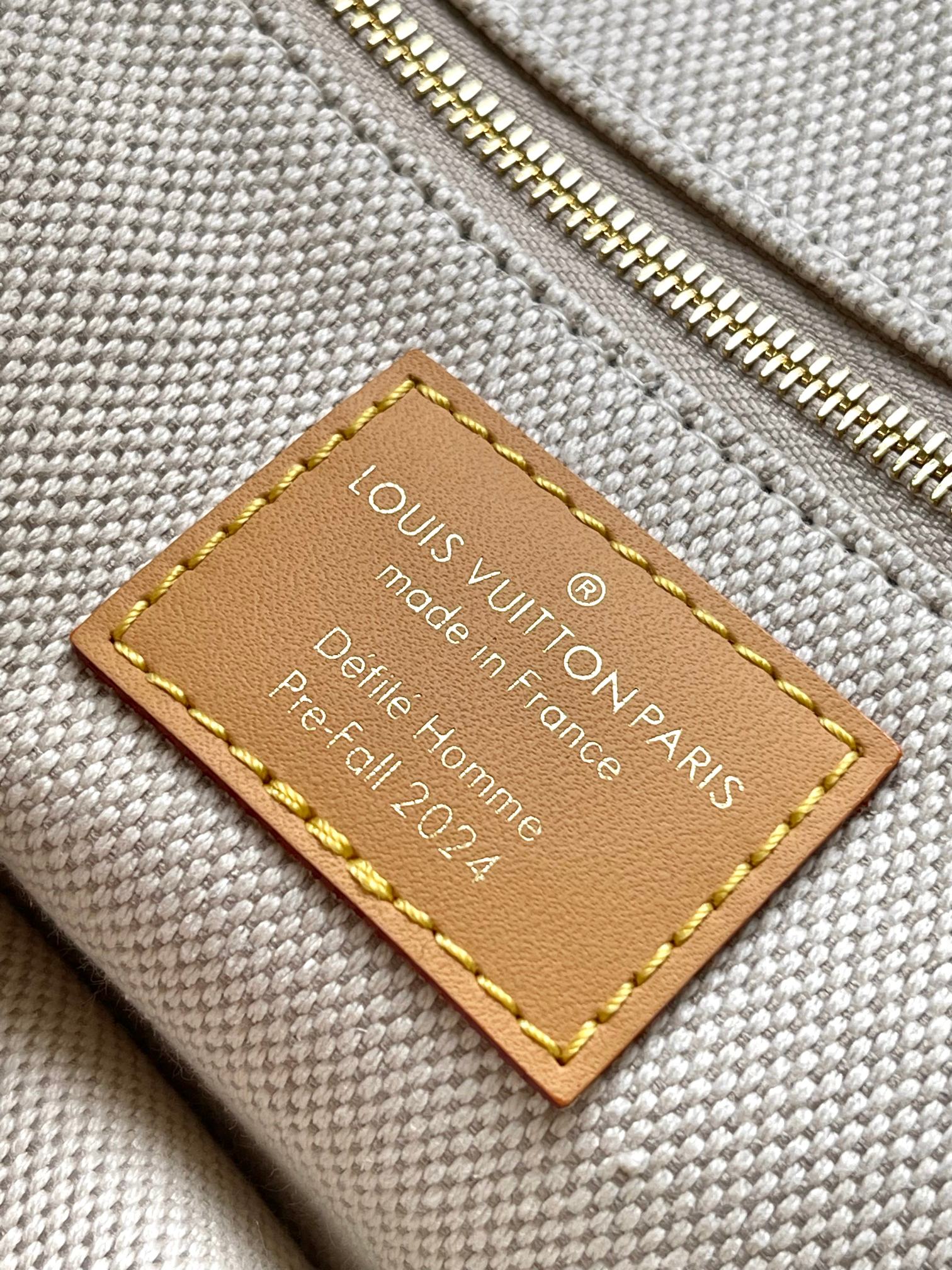 [TOP] Louis Vuitton LV Montsouris Messenger MM Bag 35*29*12CM - Denim