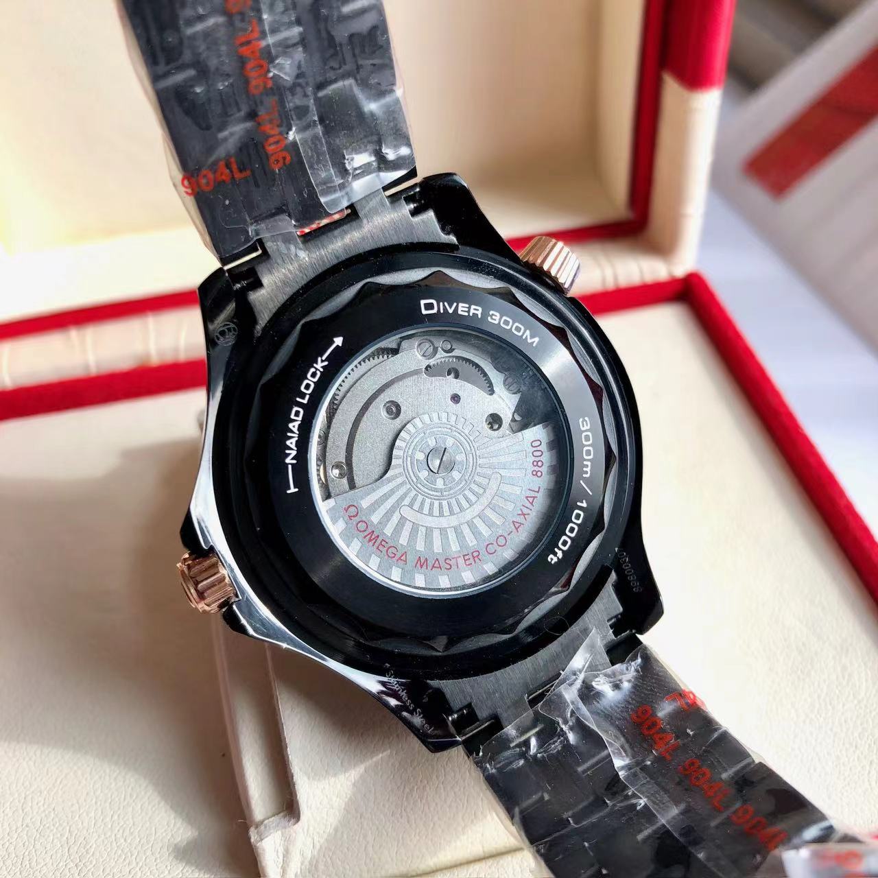 [TOP] OMEGA Seamaster Diver 300m Men's Watch 43.5mm - Black