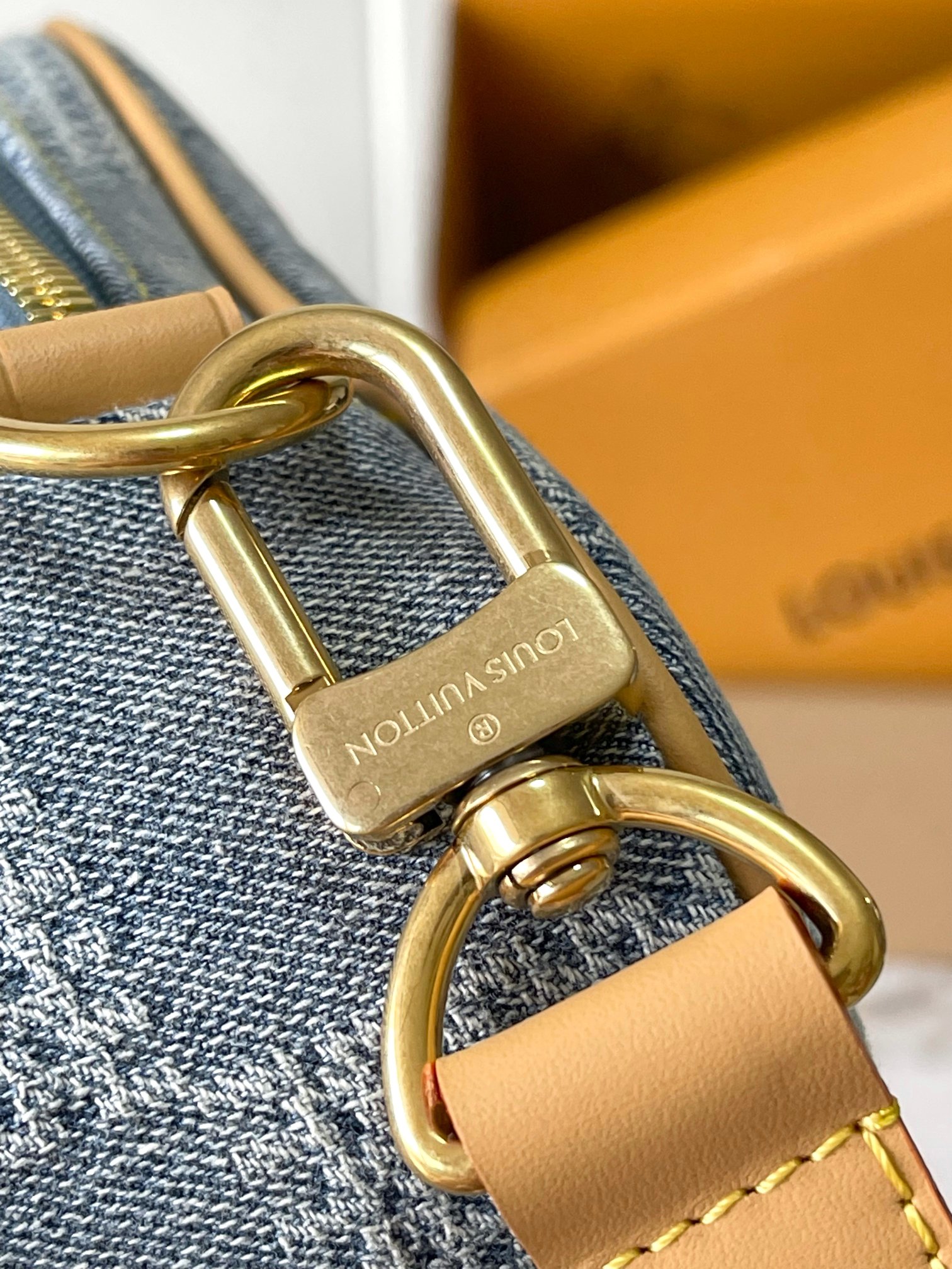 [TOP] Louis Vuitton LV Chess Messenger  Bag 24*24*8CM - Denim