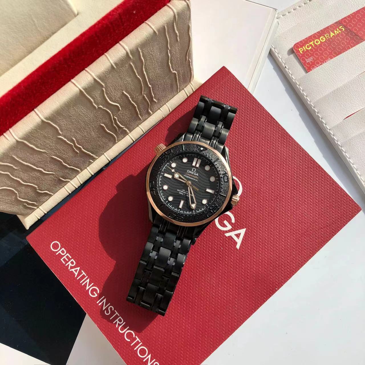 [TOP] OMEGA Seamaster Diver 300m Men's Watch 43.5mm - Black