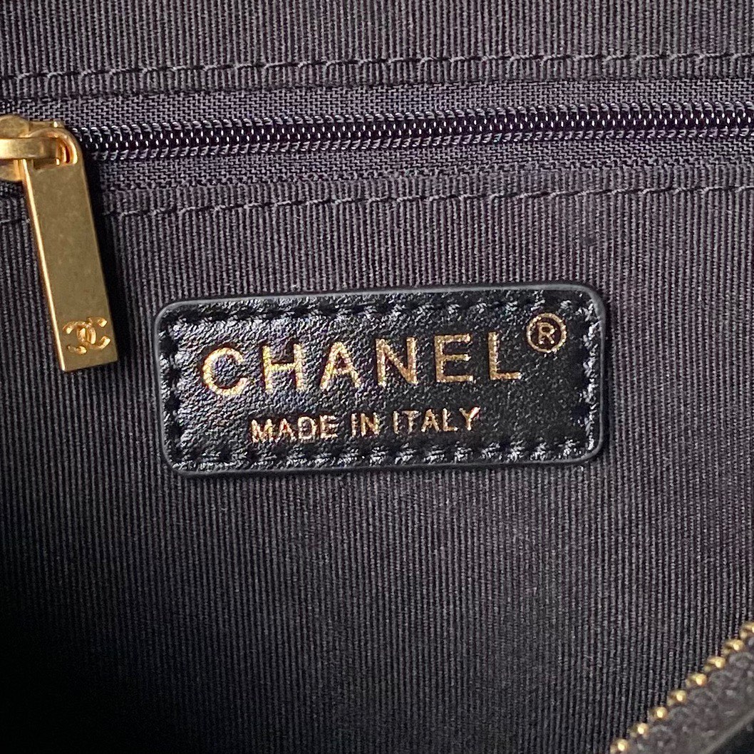 [TOP] CHANEL Waxed Lambskin Hobo Bag 22.5×19.5×8.5cm/38×20×10.5cm - Black