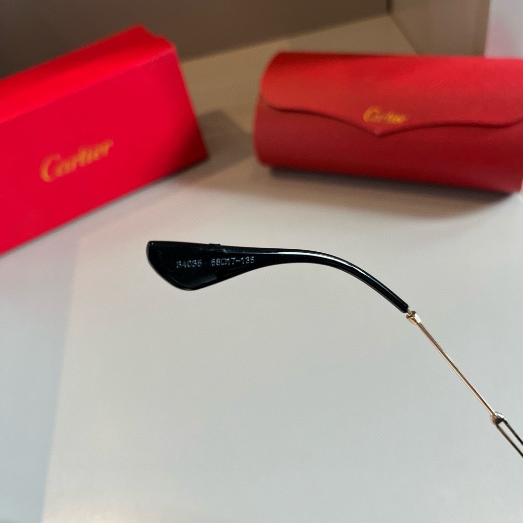 [TOP] Cartier Sunglasses - Black