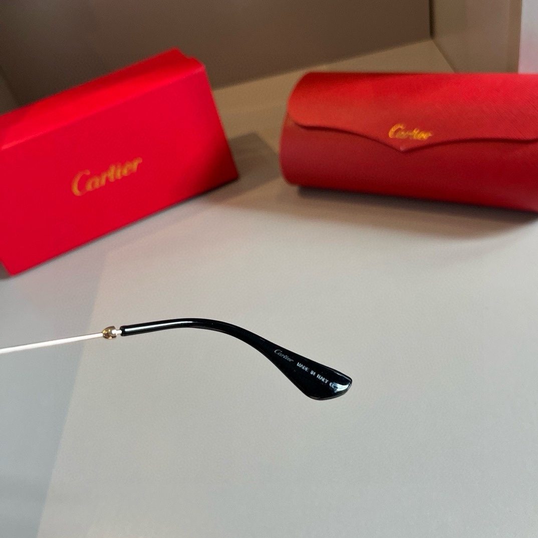 [TOP] Cartier Sunglasses - Black