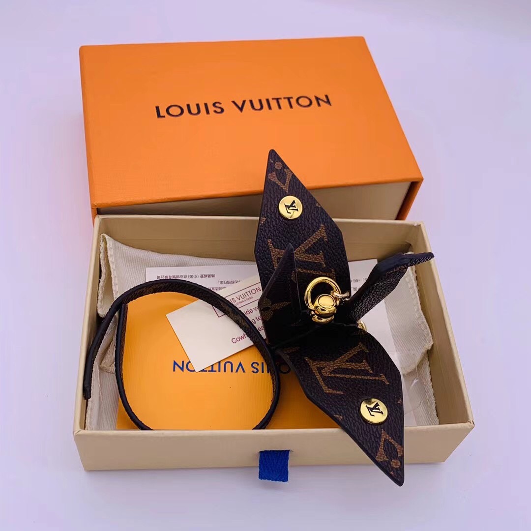 [TOP] Louis Vuitton LV Thousand Paper Cranes Key Chain-Brown