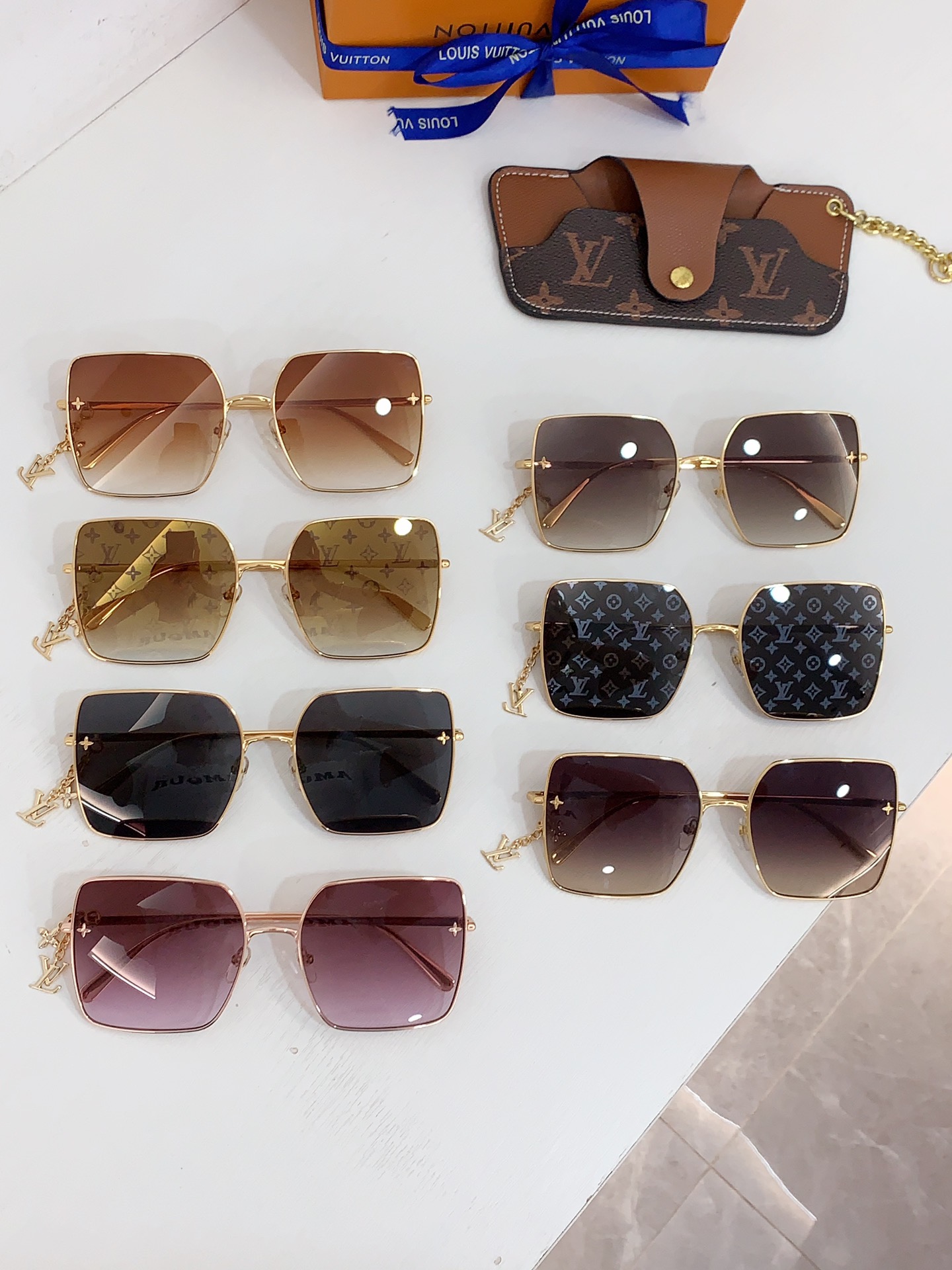 [TOP] Louis Vuitton LV Sunglasses  - 7 Color