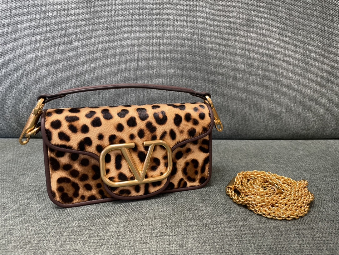[TOP] VALENTINO Garavani Loco Bag Cowhide Underarm Bag 20x 11x5cm/27x13x6cm - Leopard Print