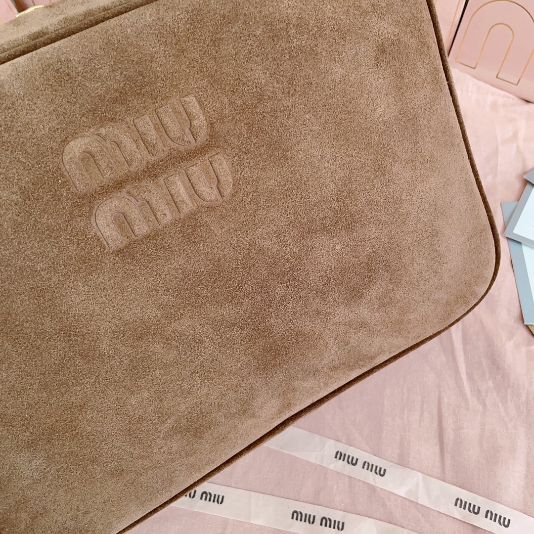 [TOP] Miu Miu Suede Briefcase 34x23x12cm - Brown