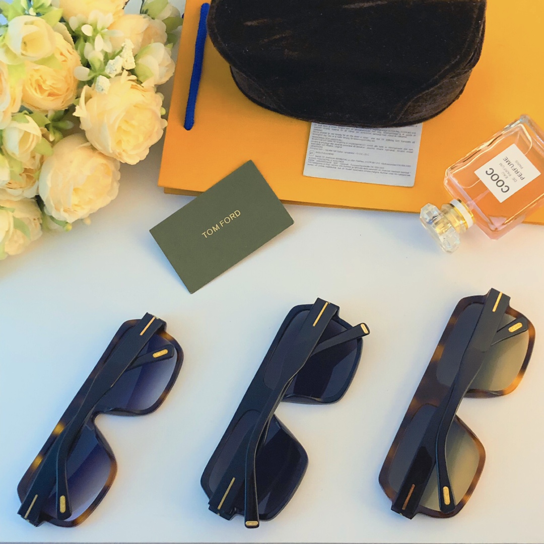 [TOP] Tom Ford Sunglasses - 3 Colors