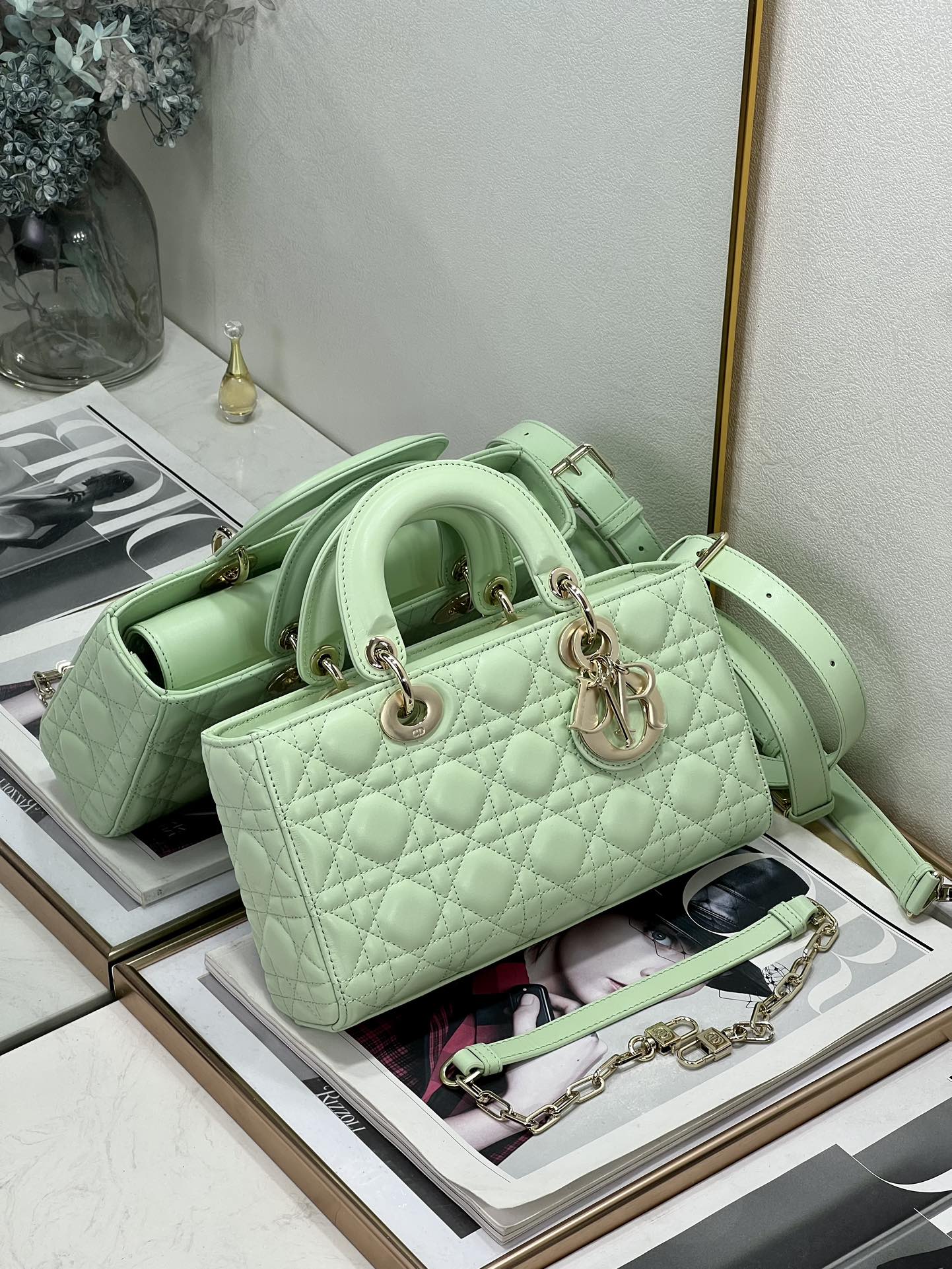 [TOP] Christian Dior Soft Lambskin Lady D-Joy Bags 26.5cm - 2 Colors