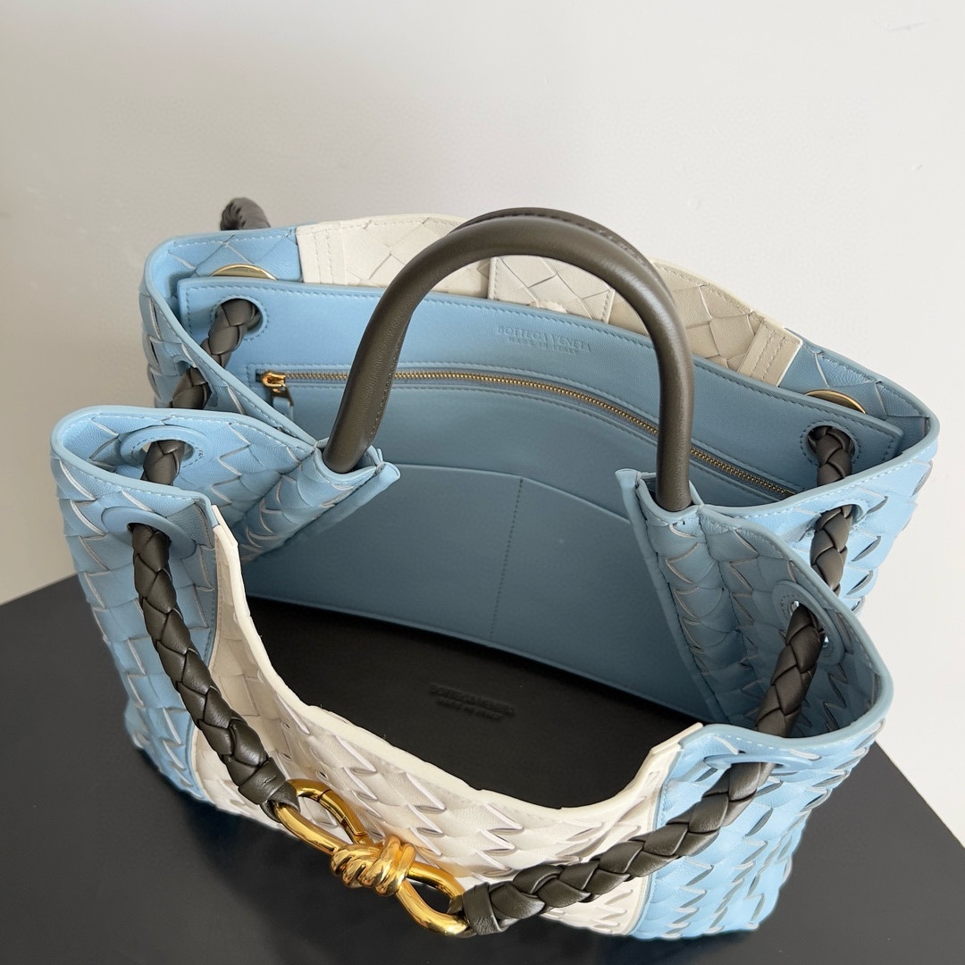 [TOP] Bottega Veneta BV Andiamo Bag 32x24x12cm - Blue & White