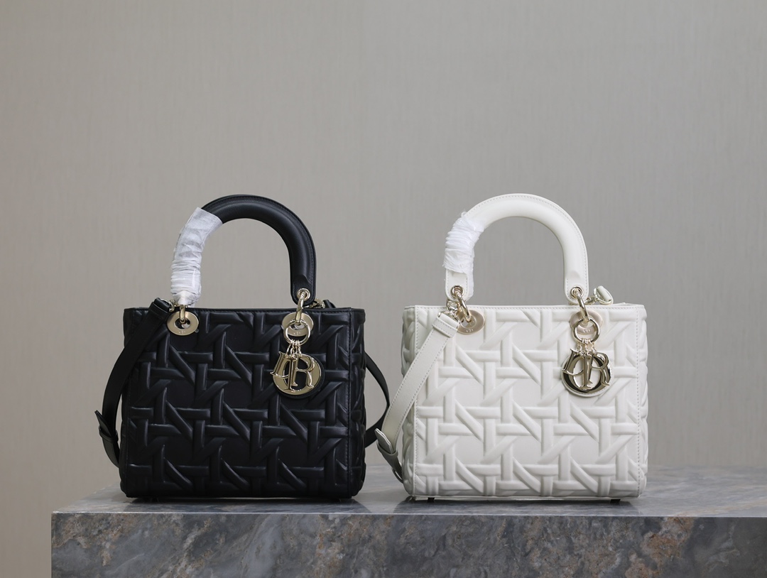 [TOP] Christian Dior Lady Dior Bag  24 × 20 ×11 CM-2 Colors