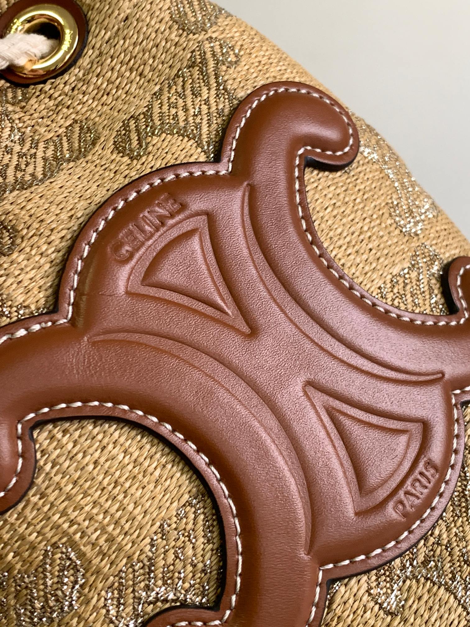 [TOP] CELINE Cow Leather Drawstring Bag 15 *19 *15cm - 2 Colour