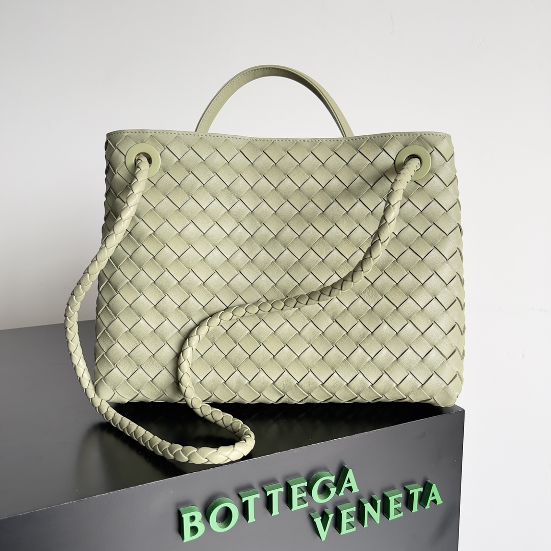 [TOP] Bottega Veneta BV Andiamo Bags Woven Handbags Lambskin 32x24x12 cm - Green