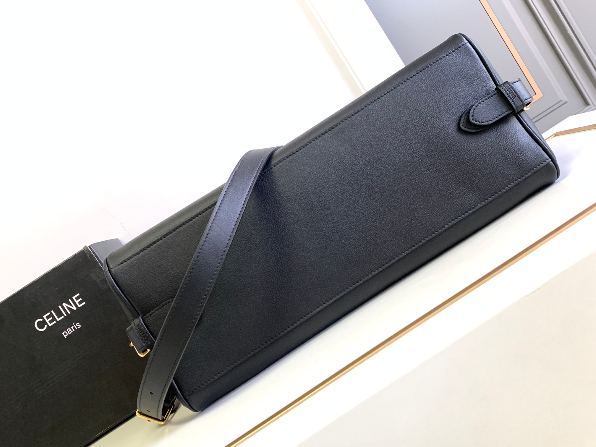 [TOP] CELINE Appoline Cow Leather Handbag 37.5X22X16cm - 2 Colour