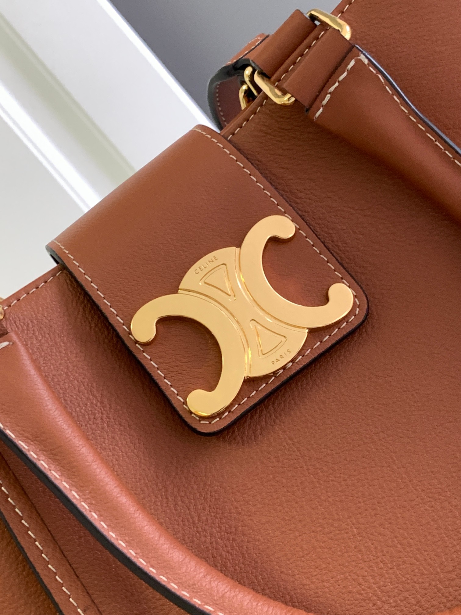 [TOP] CELINE Appoline Cow Leather Handbag 37.5X22X16cm - 2 Colour