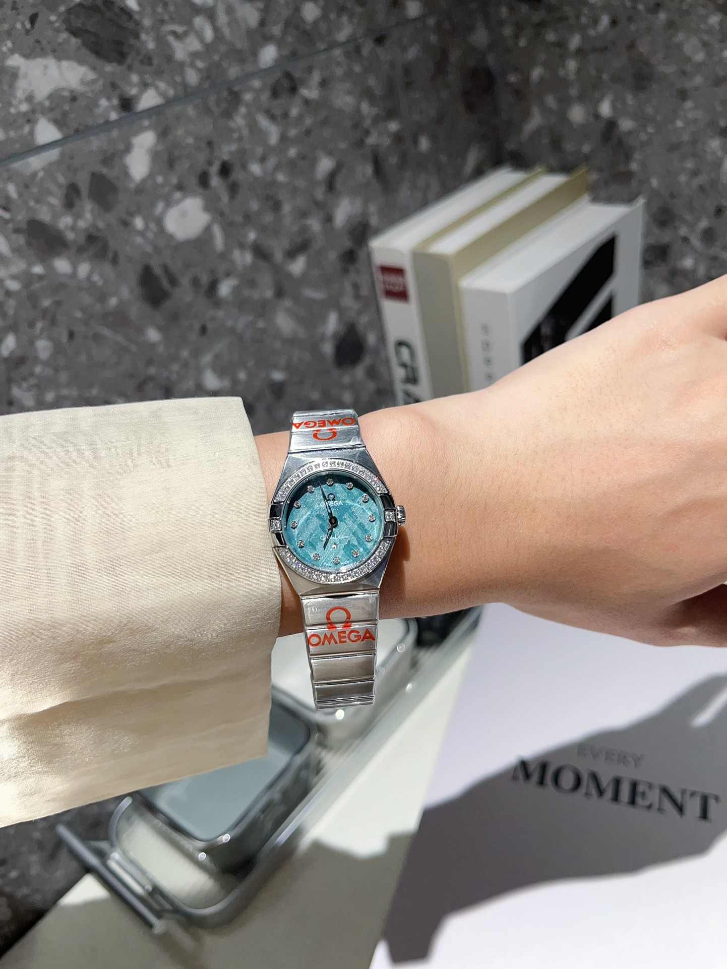 [TOP] OMEGA Constellation Watch 28mm - 2 Colors