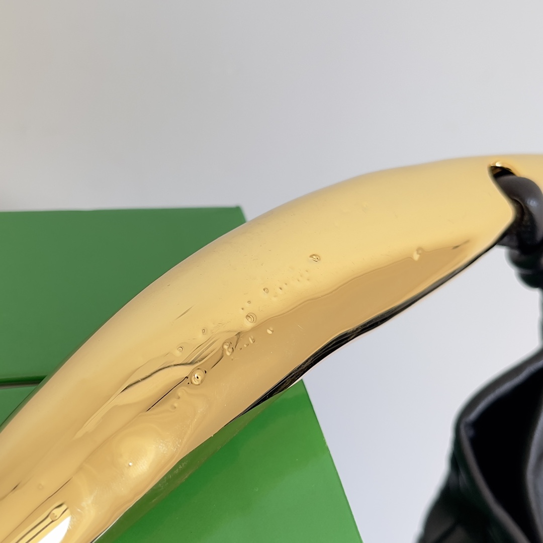 [TOP] Bottega Veneta BV Sardine Bag Intrecciato Weave 36x3x24 cm - Black