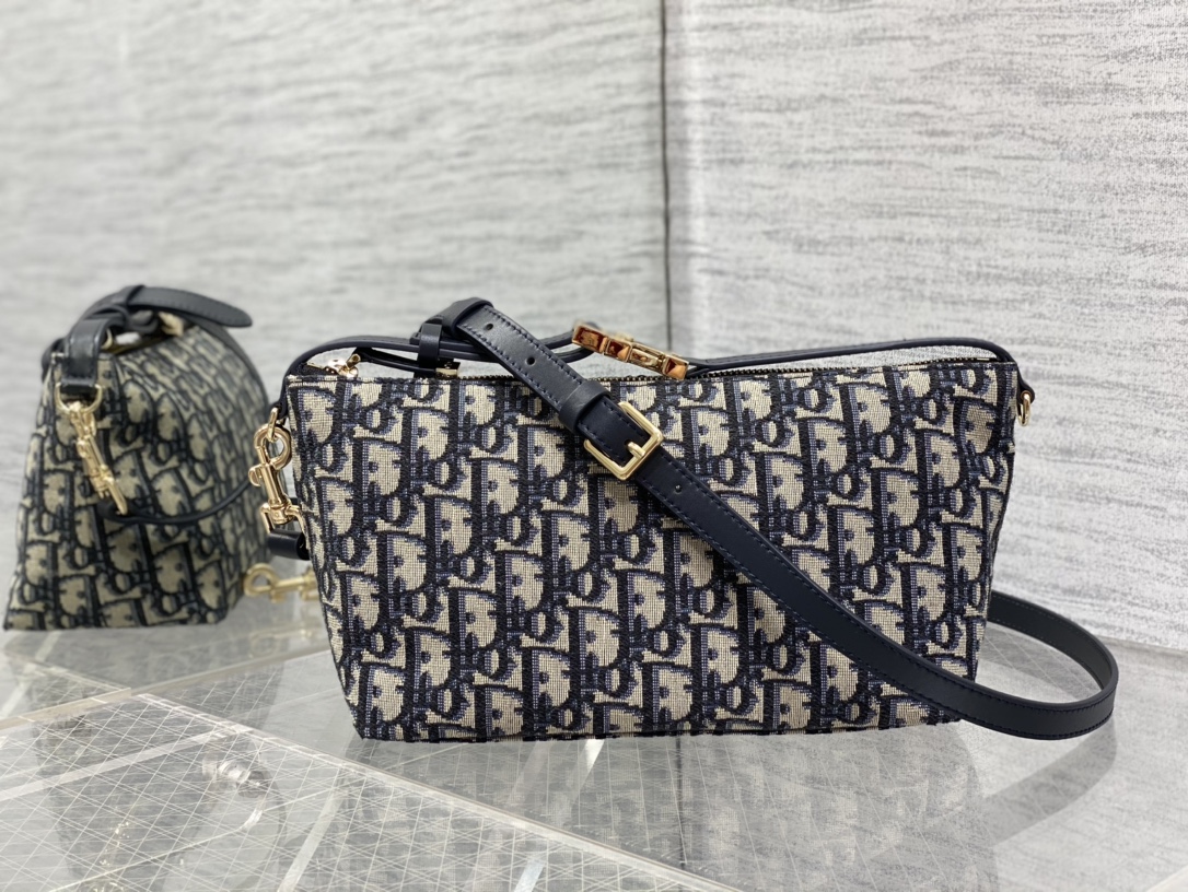 [TOP] Christian Dior Medium Diortravel Nomad Pouch 22*13*9.5cm -Blue