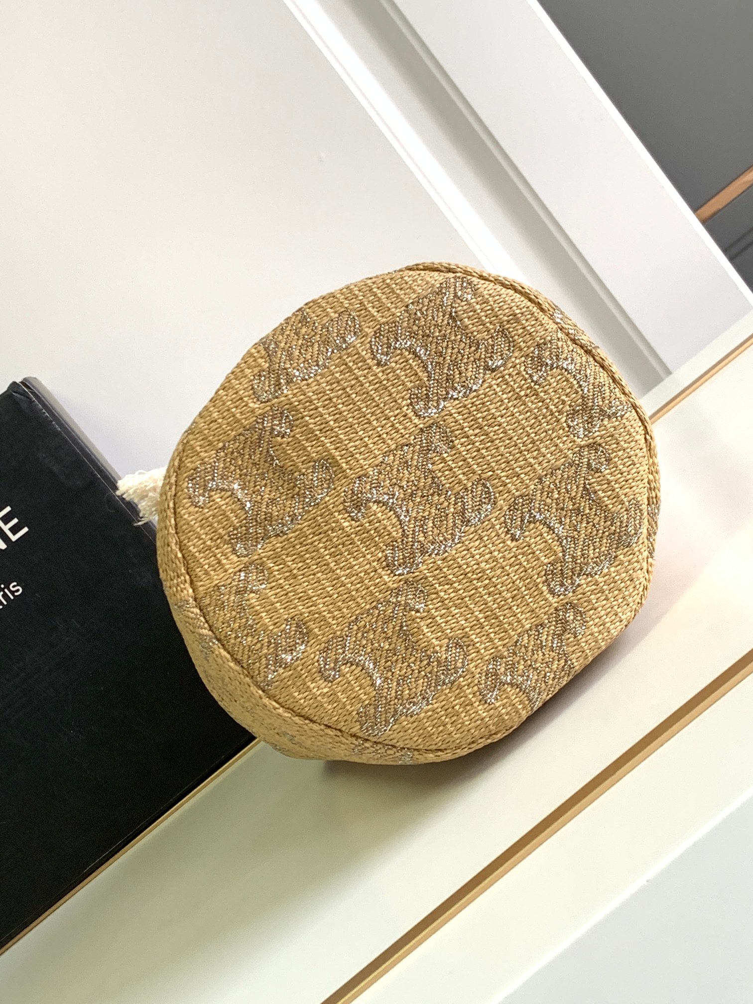 [TOP] CELINE Cow Leather Drawstring Bag 15 *19 *15cm - 2 Colour