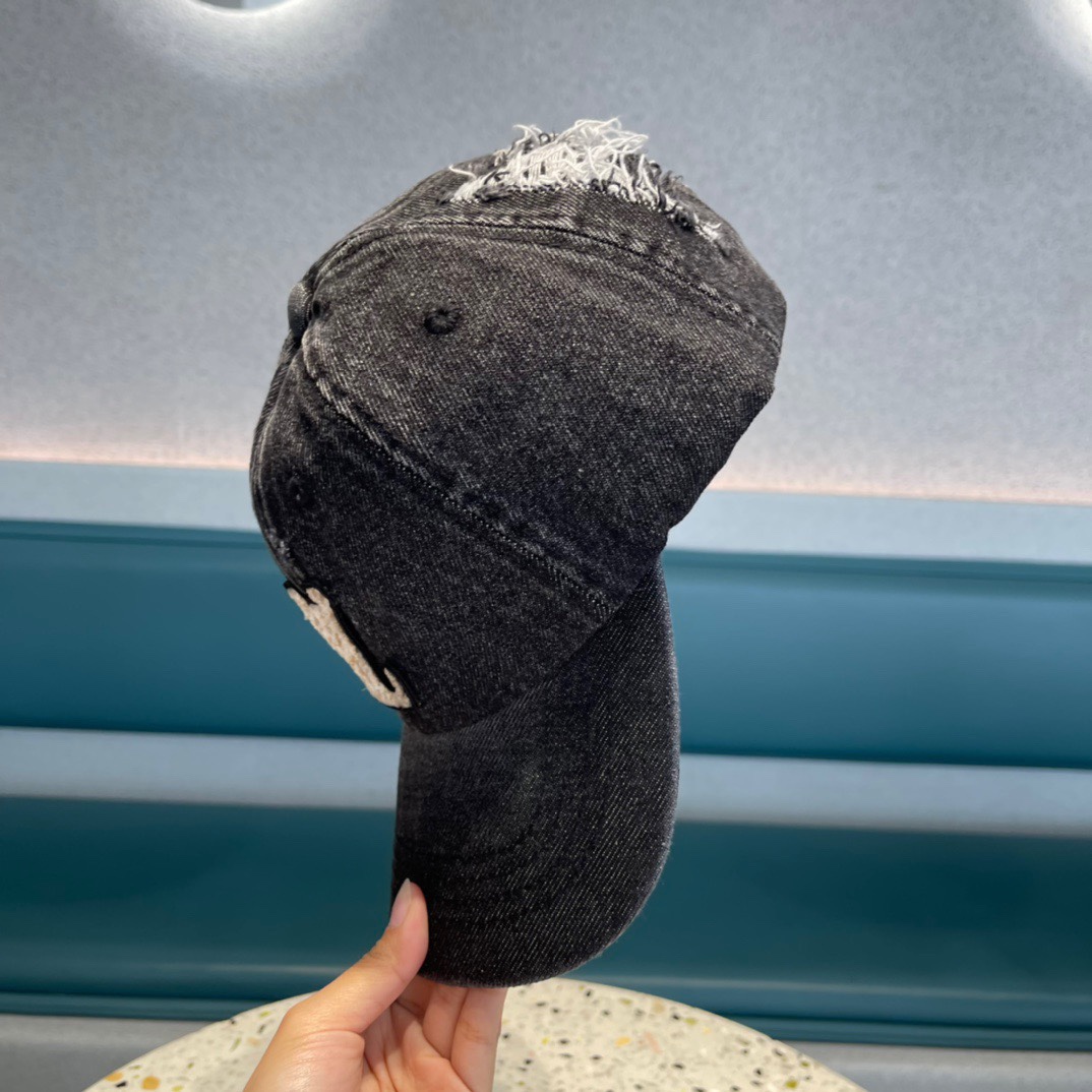[TOP] Louis Vuitton LV Denim Washed Embroidery Hat - Black