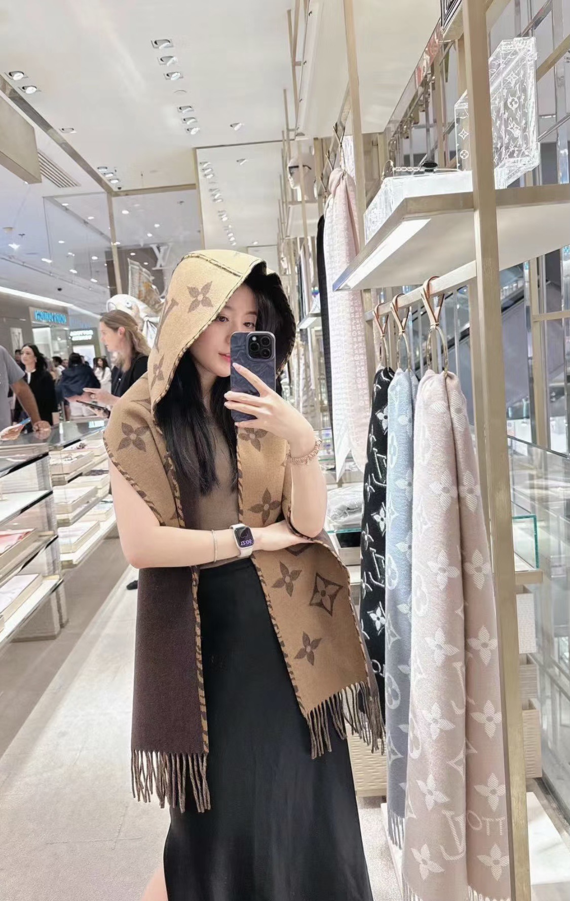 [TOP] Louis Vuitton LV Monogram Hooded Scarf 196X38cm - 2 Color