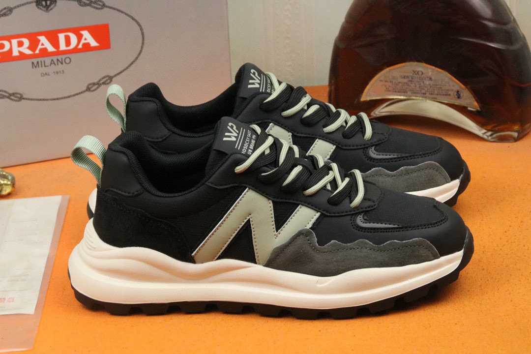 [TOP] PRADA Sport Shoes - 2 Colors