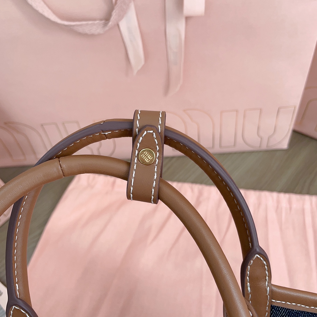 [TOP] Miu Miu Isedan Tote Bag Denim with Calfskin 22x14x11cm/28x26x12.5cm/38x38x18cm - Denim Blue