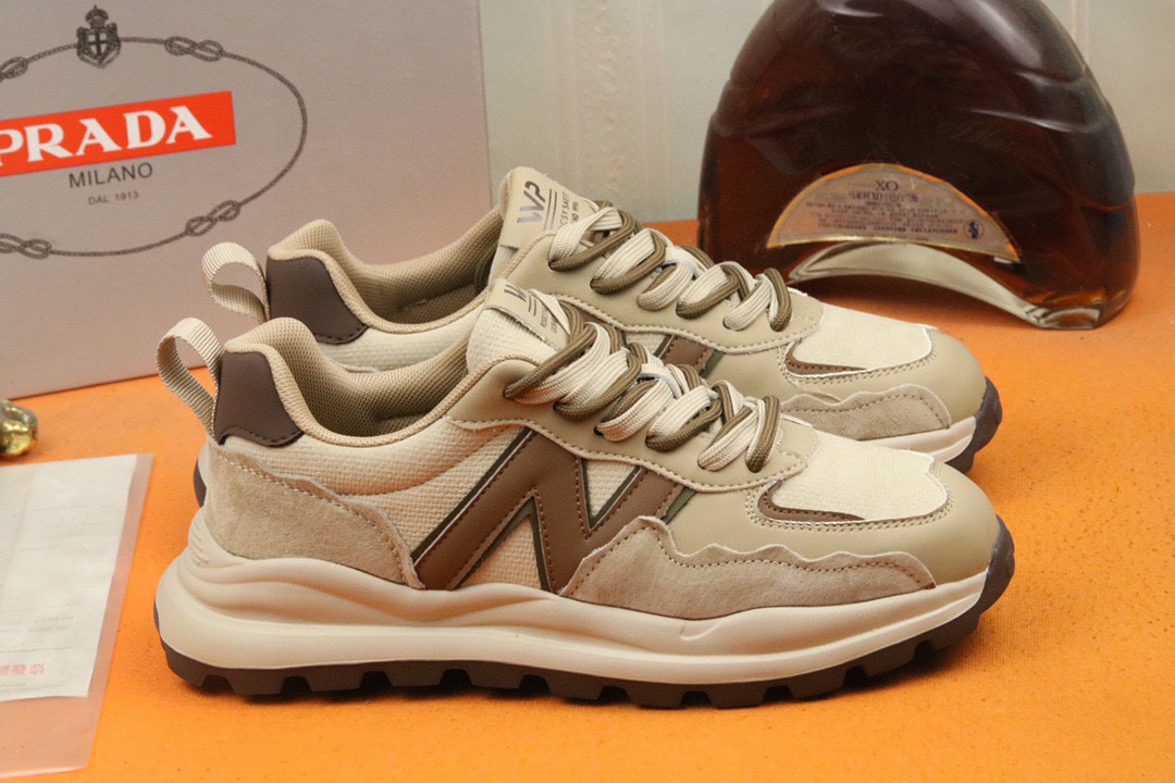 [TOP] PRADA Sport Shoes - 2 Colors