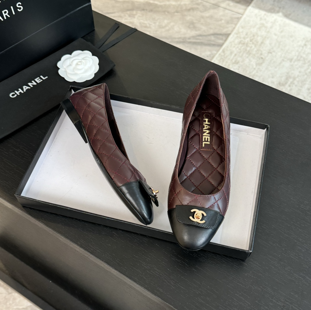 [TOP] CHANEL CC Buckle Diamond Pattern Shoes - 4 Color