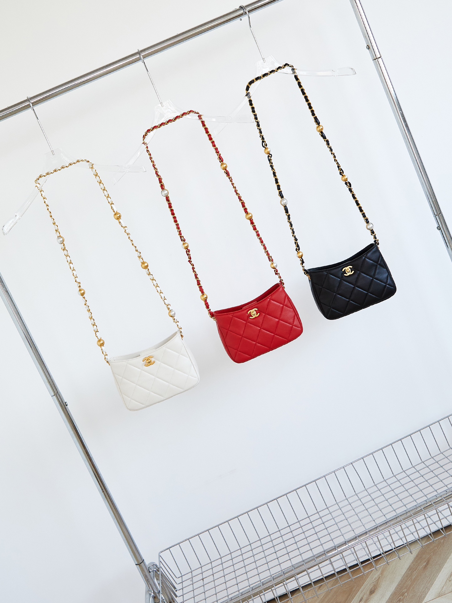 [TOP] CHANEL 24B Lambskin Hobo Bags - 13-18-7cm - 3 Colors - GHW&SHW