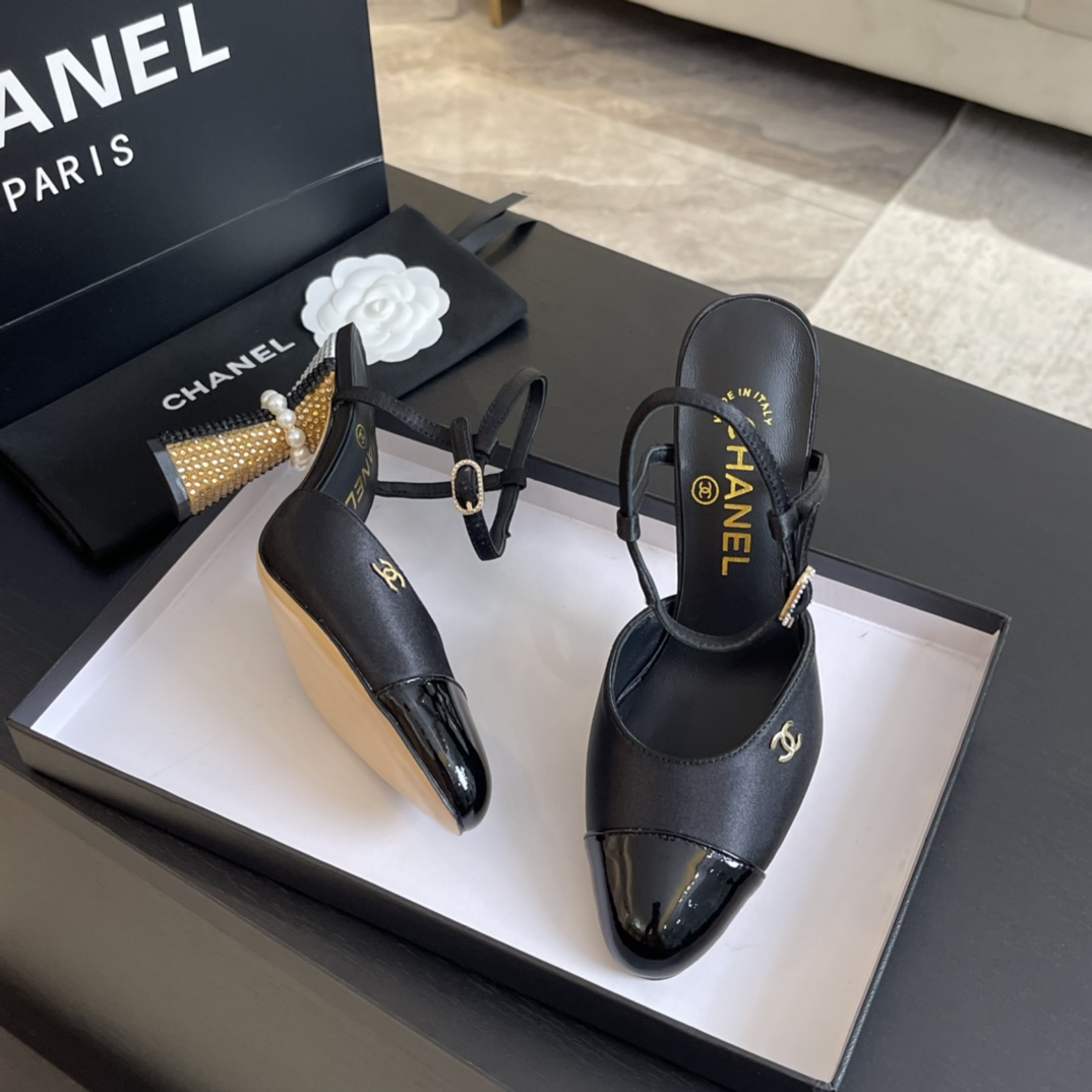 [TOP] CHANEL Pearl Heel 8.5cm High Heel Pumps - Black