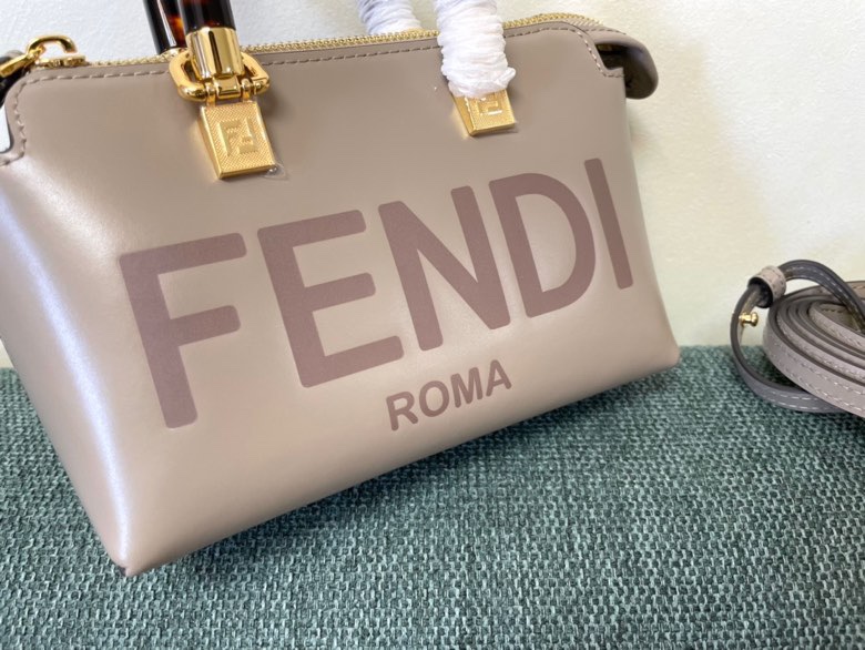 [TOP] FENDI Mini ByThe Way Boston Bags 17x18x8cm