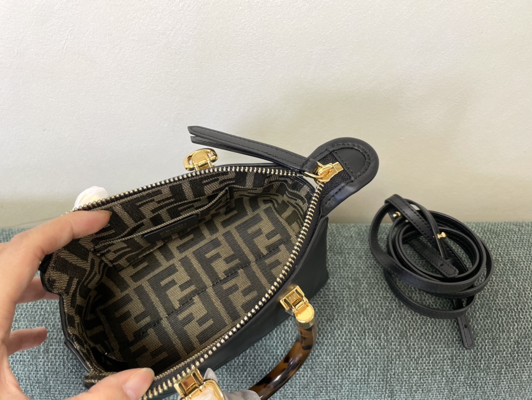 [TOP] FENDI Mini ByThe Way Boston Bags 17x18x8cm