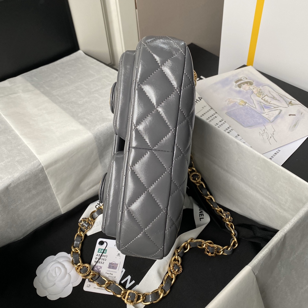 [TOP] CHANEL 24A Messenger Bag 14.5×24×6.5cm - 3 Colos