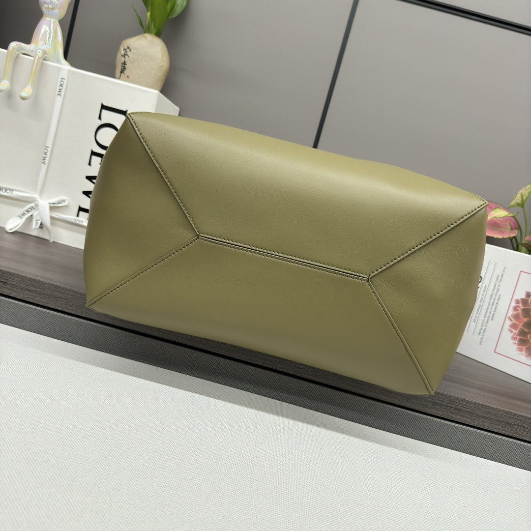 [TOP] LOEWE Puzzle Fold Bag Glossy Cow Leather Bag 42*18*41CＭ - Green