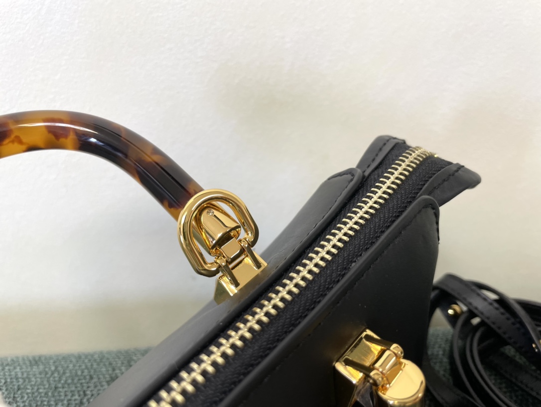 [TOP] FENDI Mini ByThe Way Boston Bags 17x18x8cm