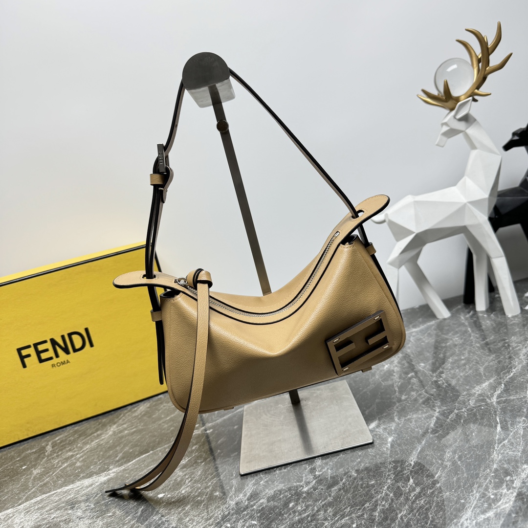 [TOP] FENDI Simply Fendi  Shoulder Bag 2 Sizes -Brown