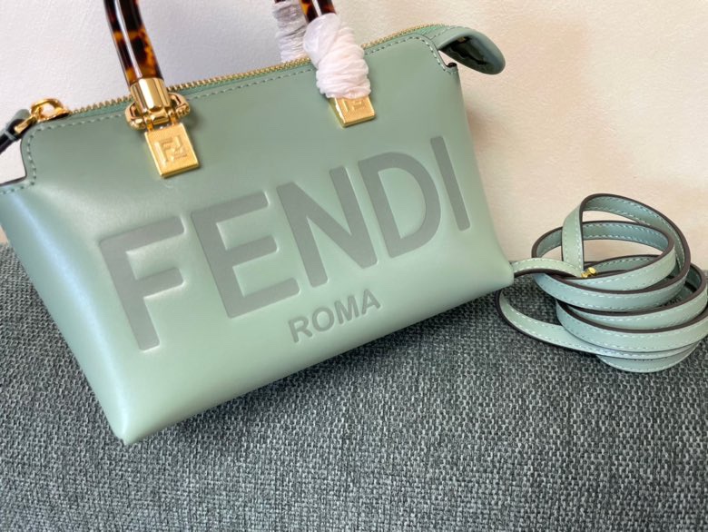 [TOP] FENDI Mini ByThe Way Boston Bags 17x18x8cm