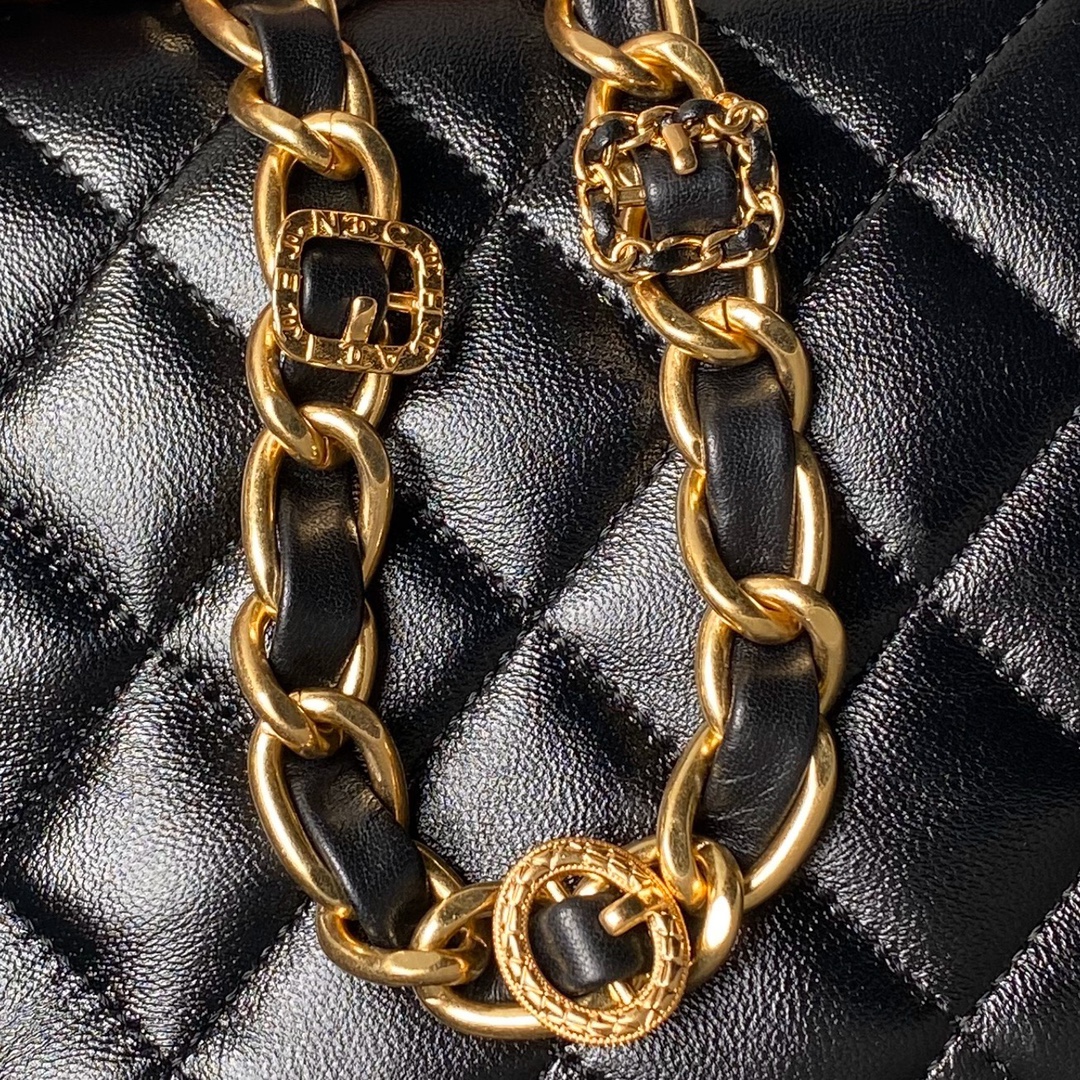 [TOP] CHANEL 24A Messenger Bag 20×20×7cm - 3 Colos