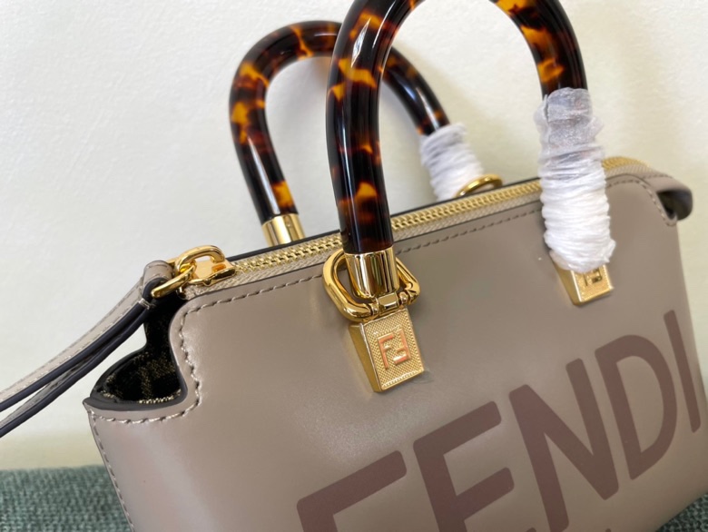 [TOP] FENDI Mini ByThe Way Boston Bags 17x18x8cm