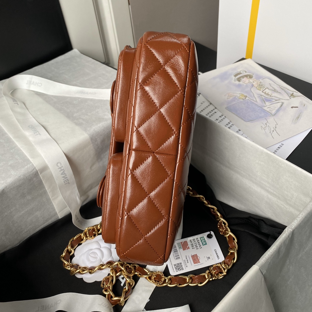 [TOP] CHANEL 24A Messenger Bag 14.5×24×6.5cm - 3 Colos