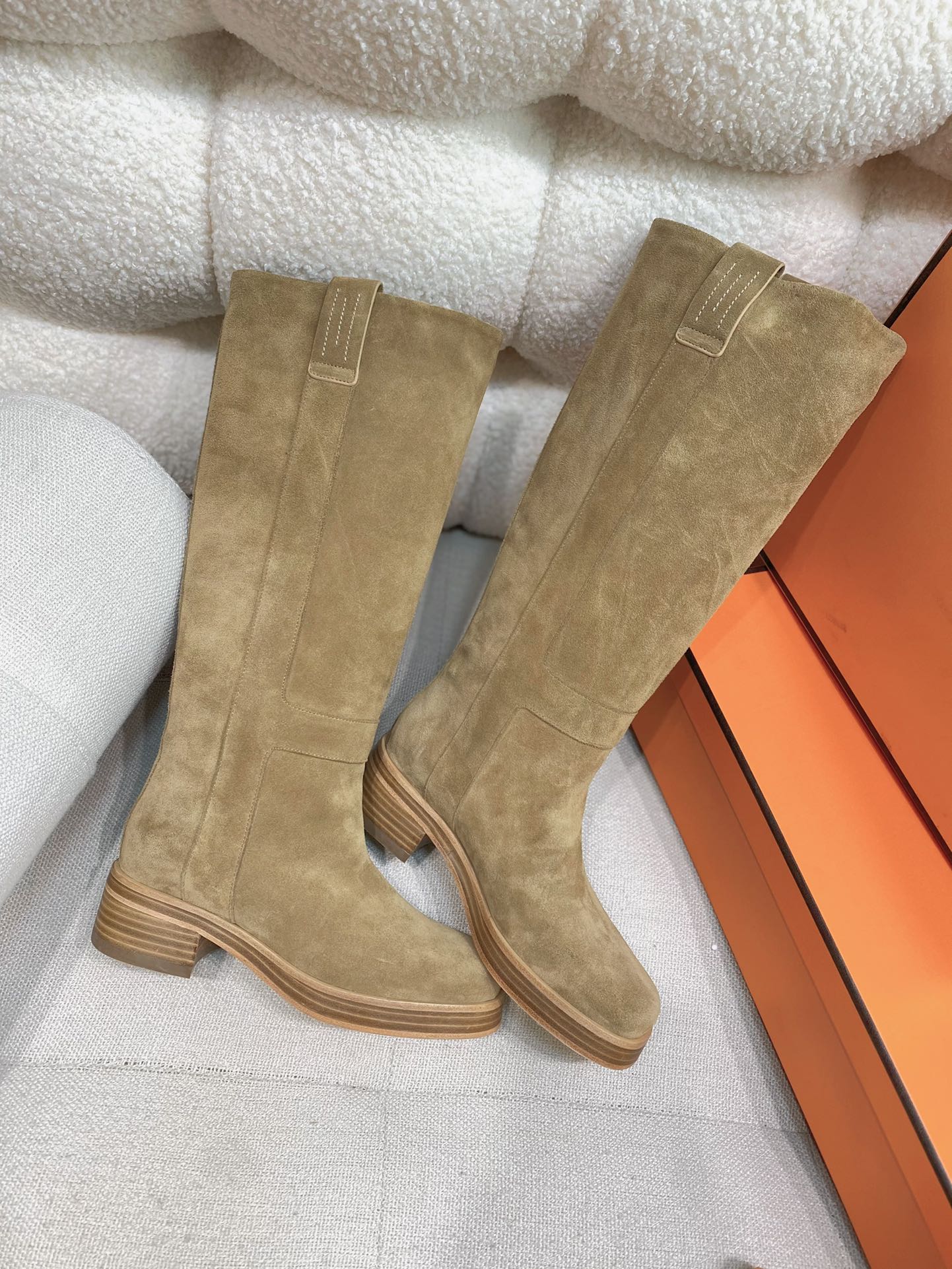 [TOP] HERMES 4.5cm Mid Heel Cowhide Long Boots - 2 Colors
