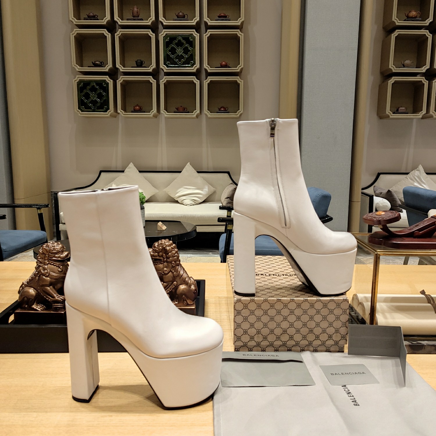 [TOP] BALENCIAGA 13cm High Heel Bootie - Black & White