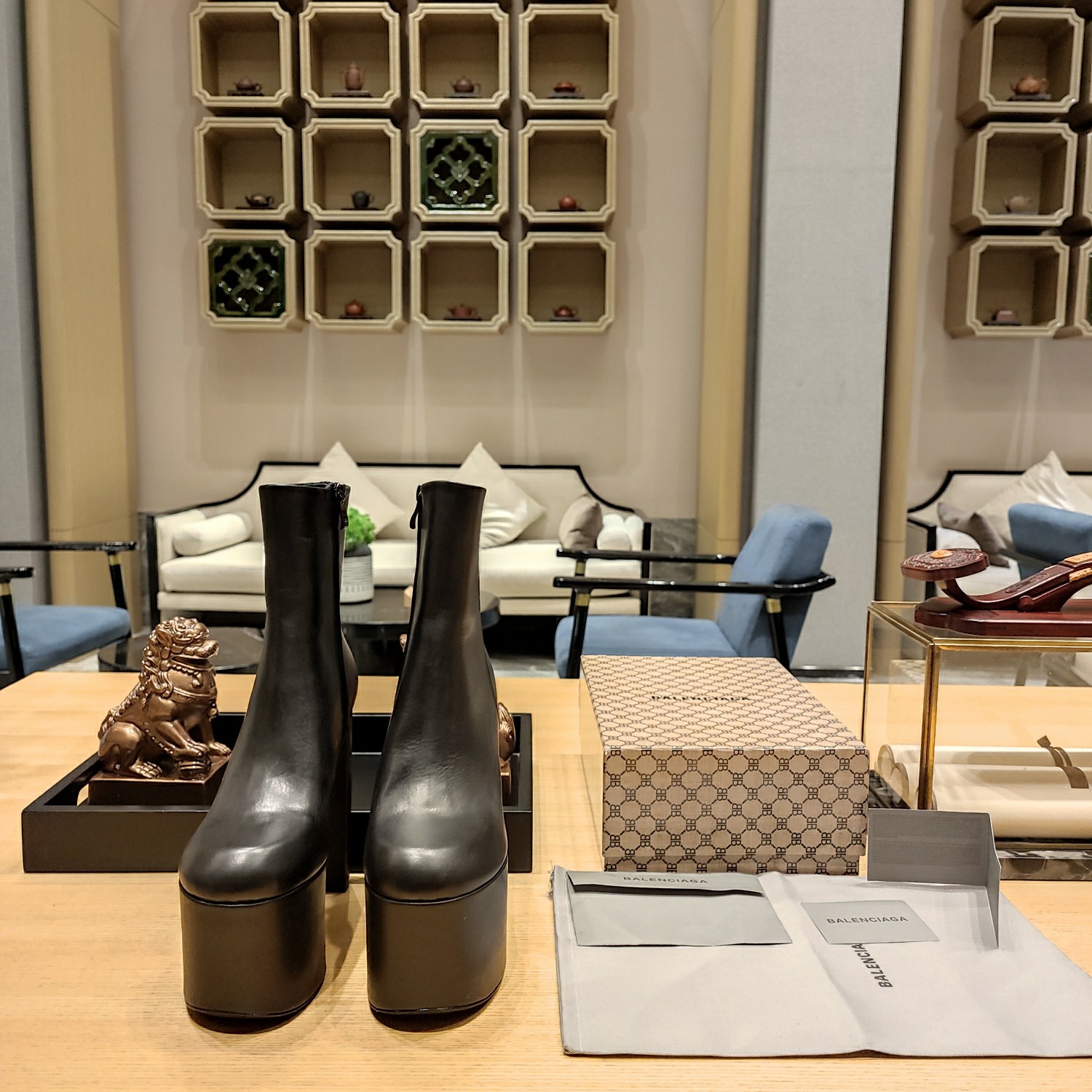 [TOP] BALENCIAGA 13cm High Heel Bootie - Black & White