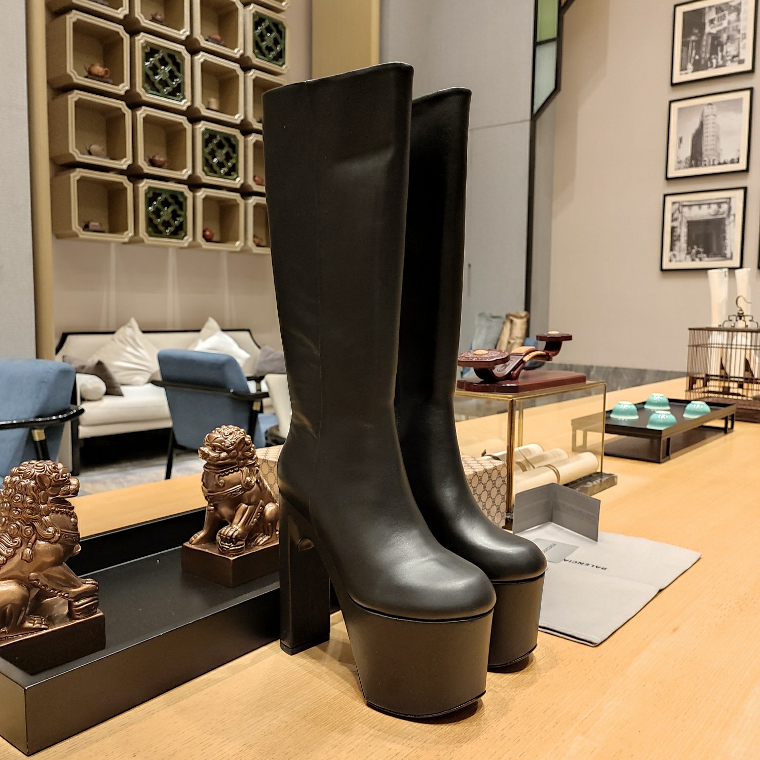 [TOP] BALENCIAGA 13cm High Heel High Boots -  Black & White