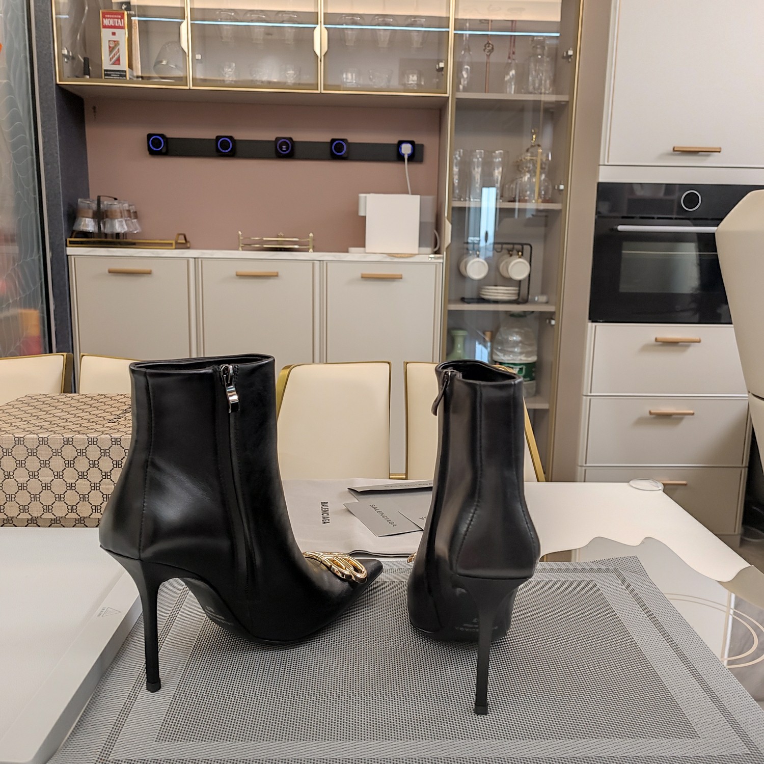 [TOP] BALENCIAGA 10cm High Heel Boots with BB Logo -  Black