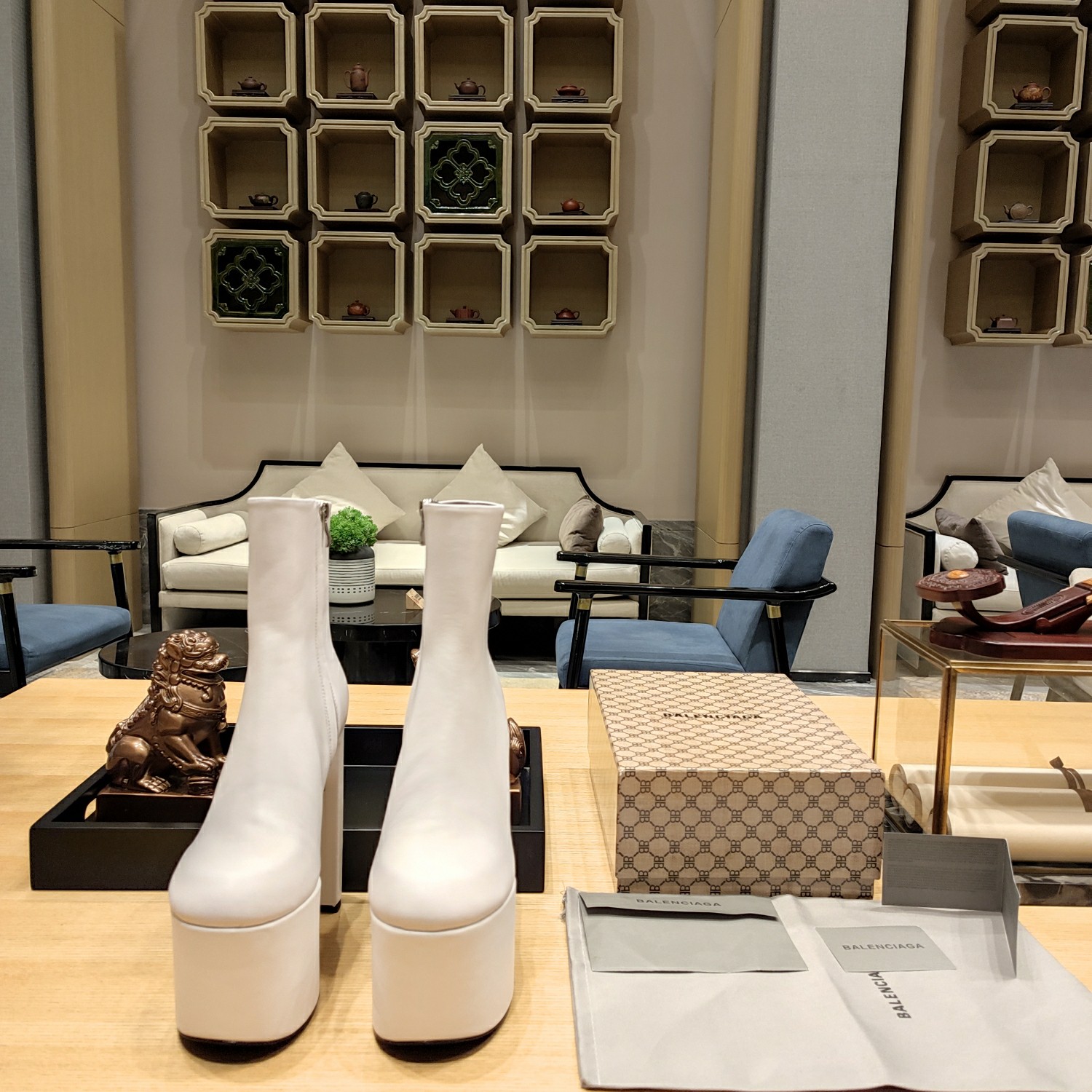 [TOP] BALENCIAGA 13cm High Heel Bootie - Black & White