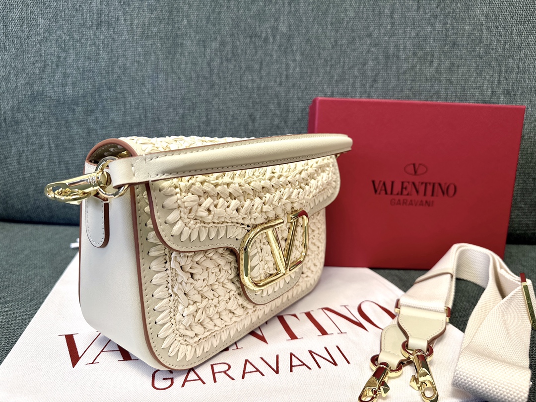 [TOP] VALENTINO Garavani Loco Bag Woven Calfskin Handbag 23.5x 18x8cm - 2 Colour