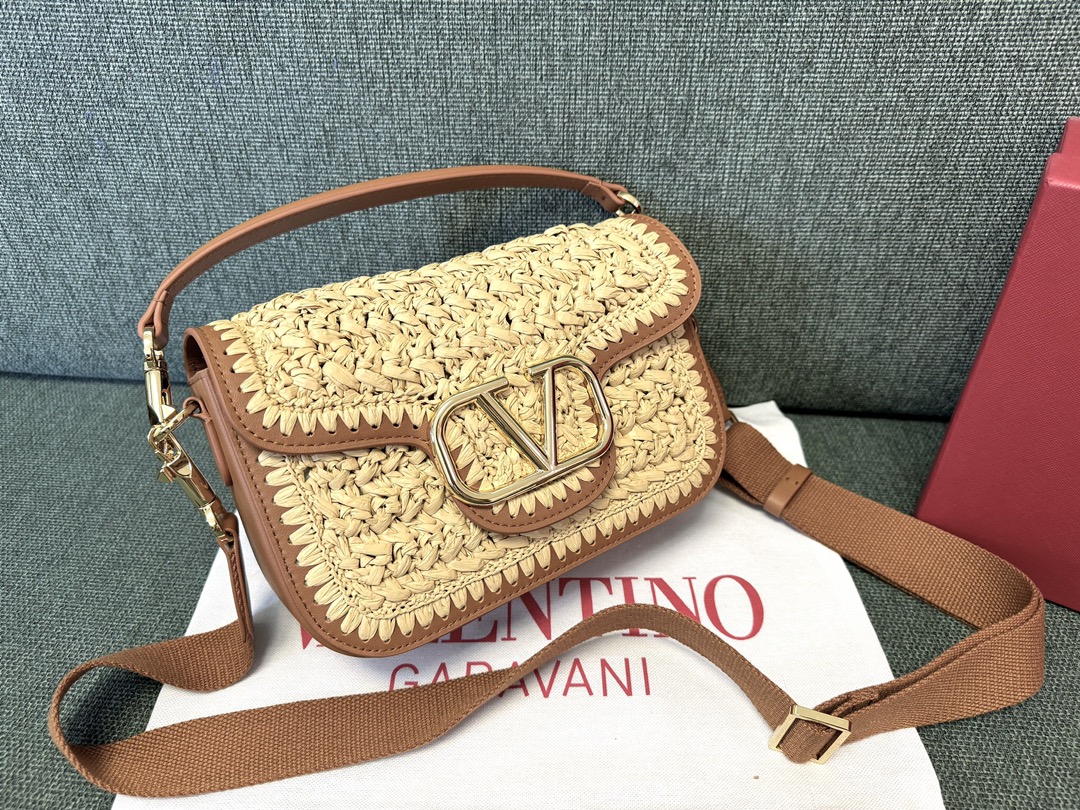 [TOP] VALENTINO Garavani Loco Bag Woven Calfskin Handbag 23.5x 18x8cm - 2 Colour